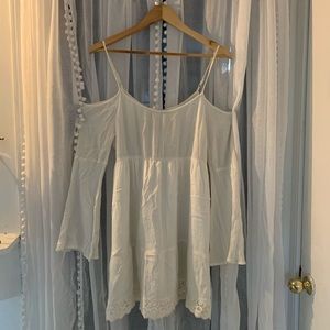 CHOLE K White Bohemian Baby Doll Off-the-shoulder Dress sizeM